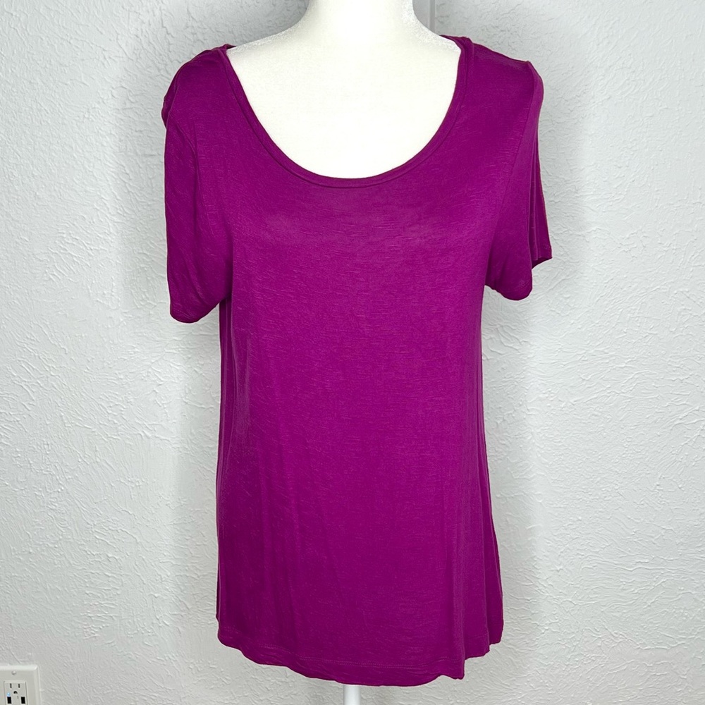 Old Navy Magenta Short Sleeves Flowy Top